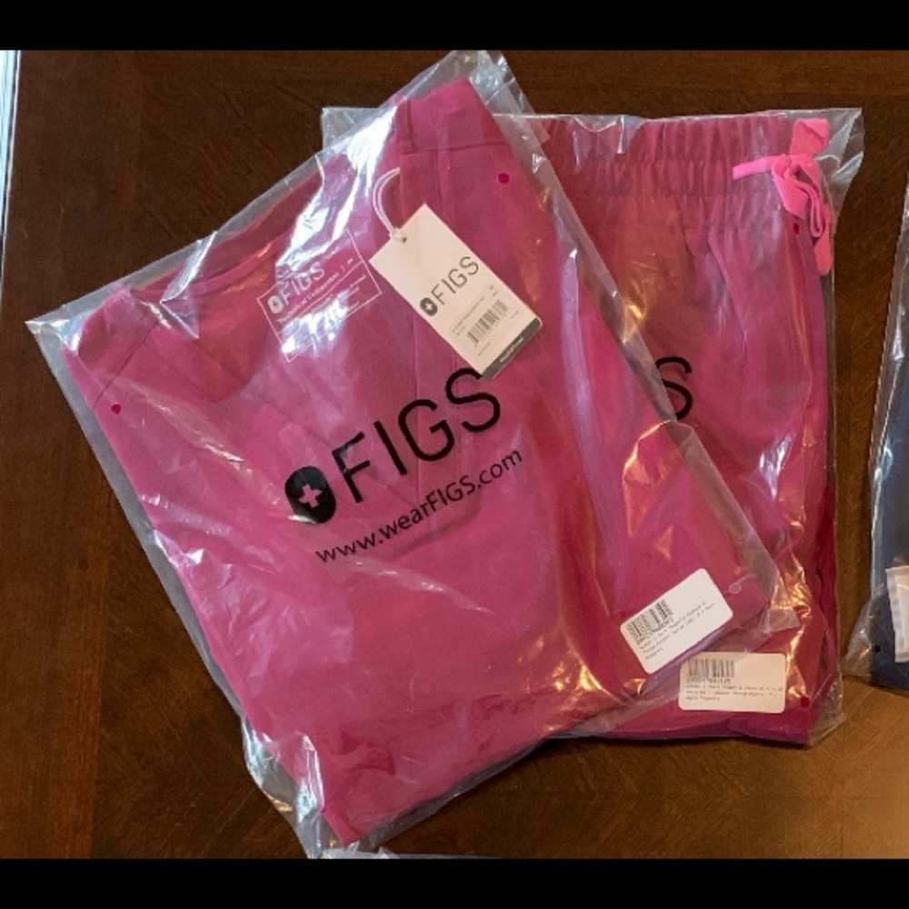 Dark Magenta Fig Scrub Set